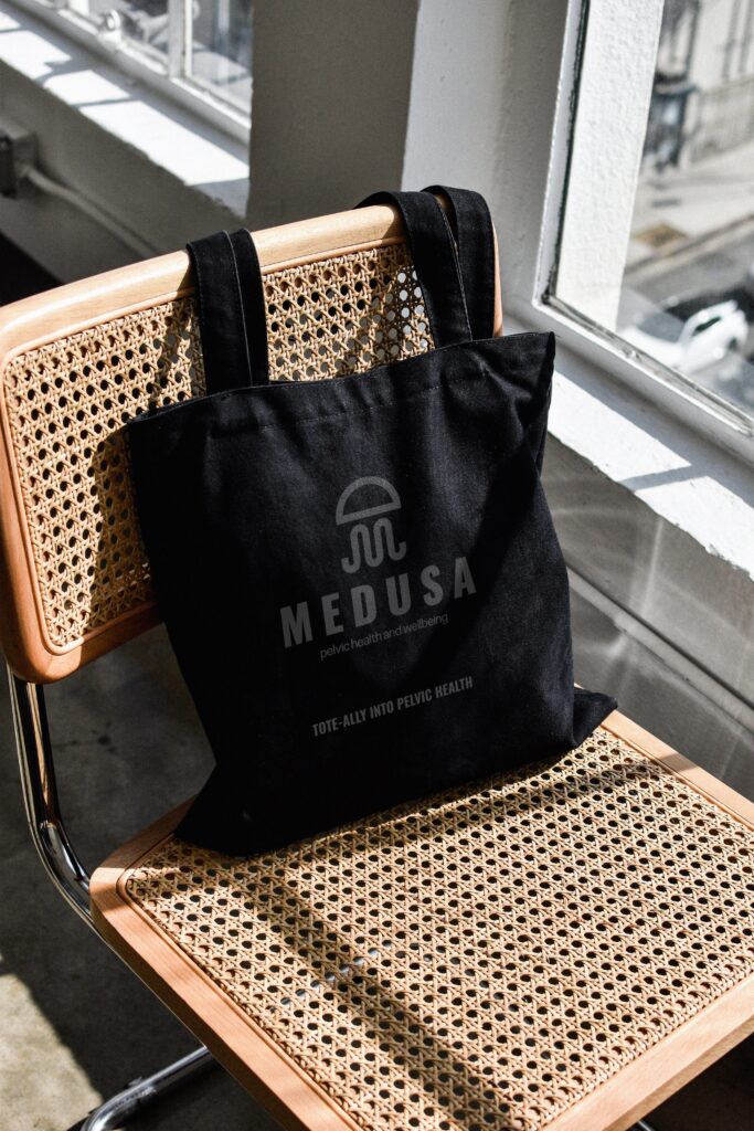 Tote bag with Medusa Pelvic Logo 